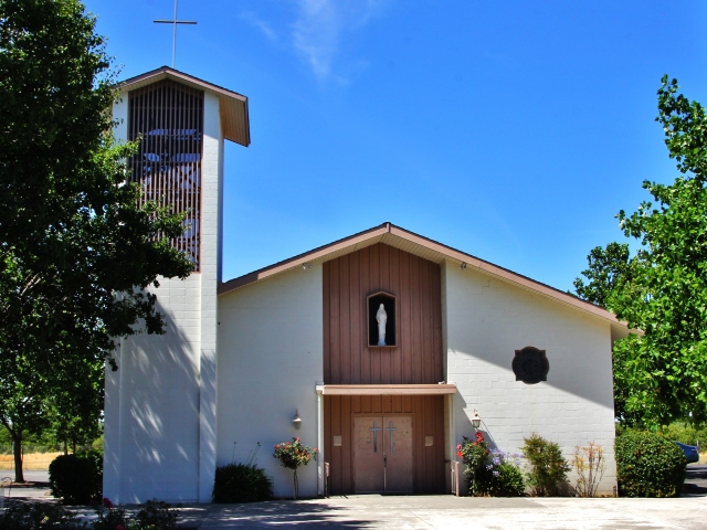 Arbuckle, Holy Cross Mission Church
