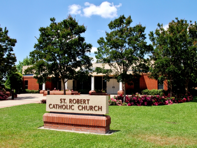 Sacramento, St Robert Church