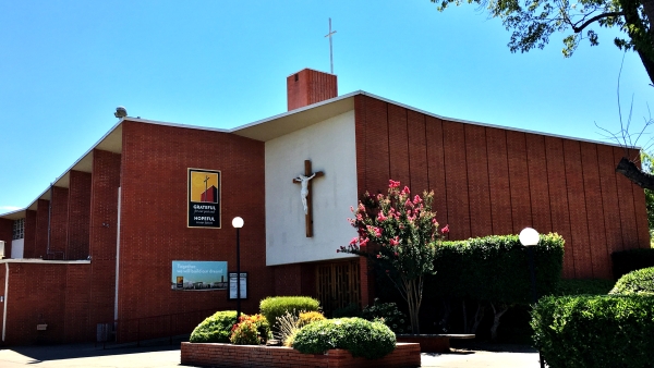 Sacramento, St Ignatius Church